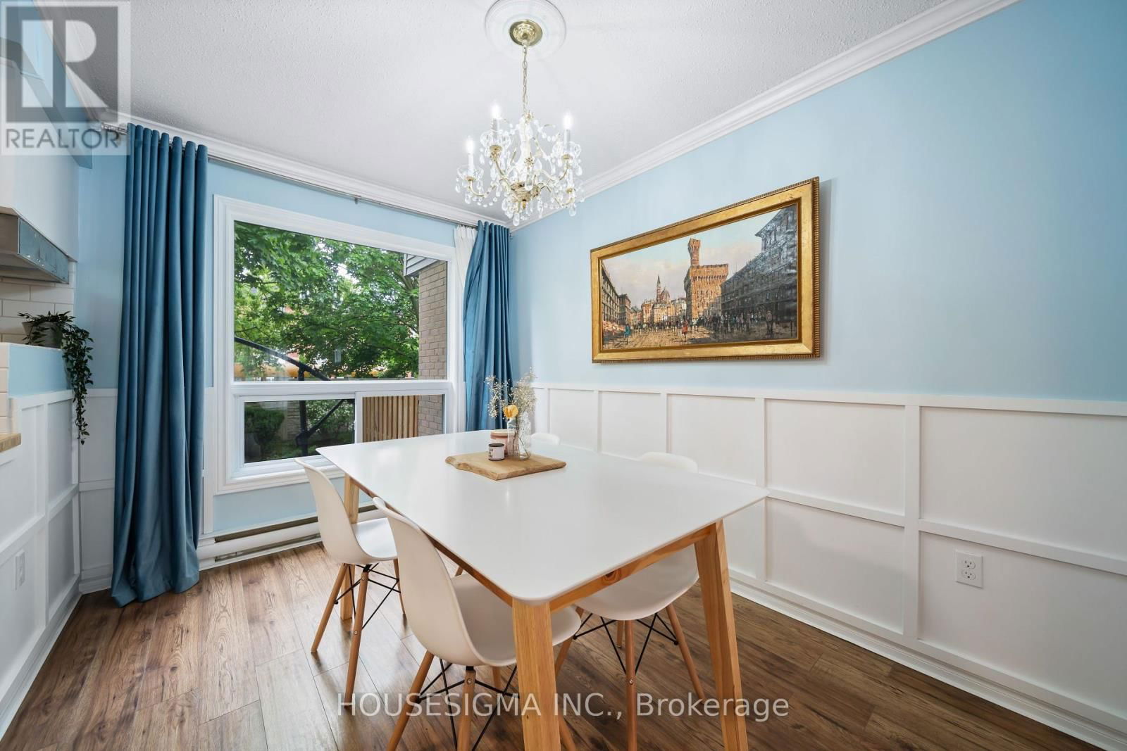 2 - 1290 BENTLEY DRIVE Image 11