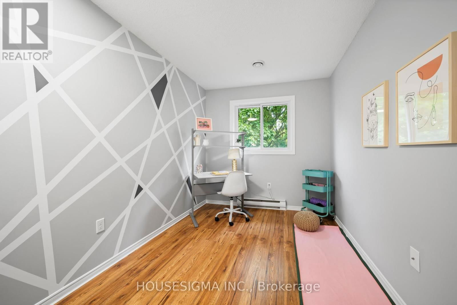 2 - 1290 BENTLEY DRIVE Image 27