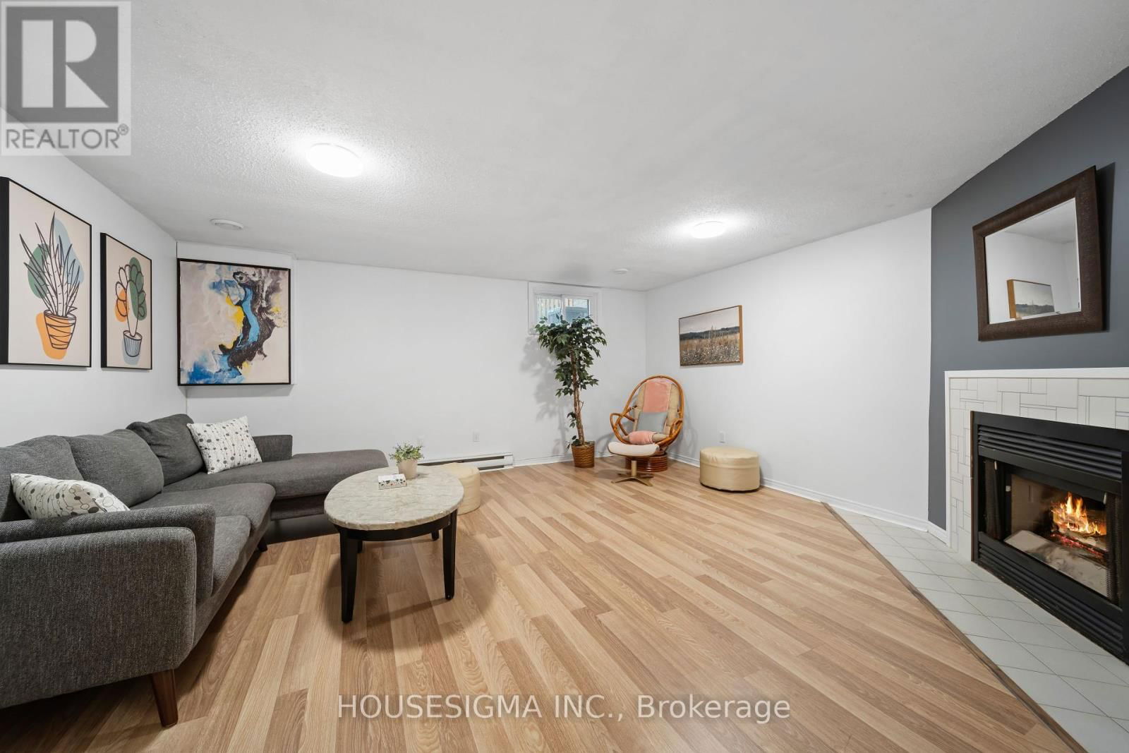 2 - 1290 BENTLEY DRIVE Image 29