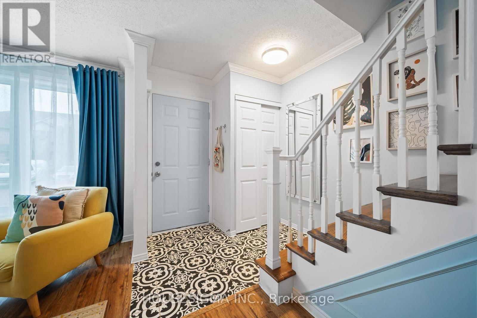 2 - 1290 BENTLEY DRIVE Image 3