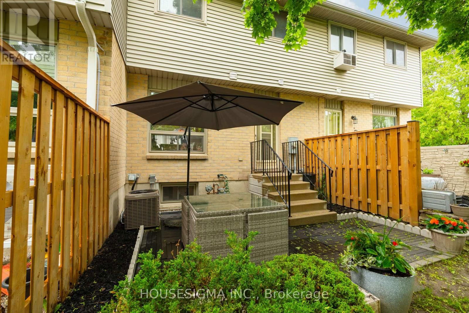 2 - 1290 BENTLEY DRIVE Image 35