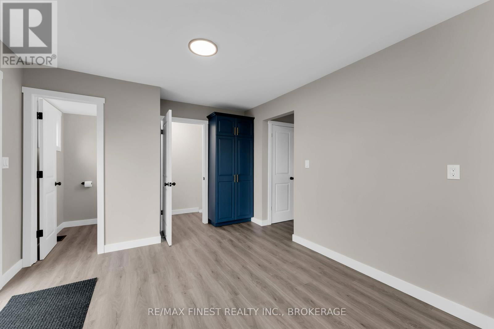 27 - 53 WINCHESTER DRIVE Image 11