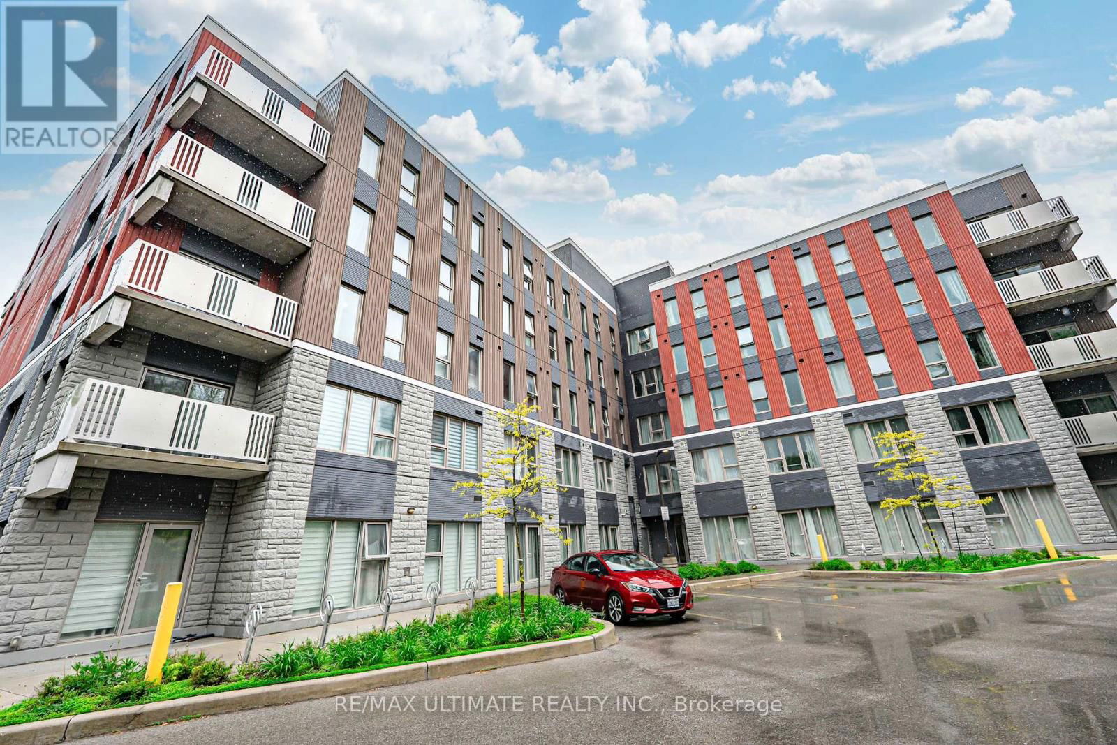 401 - 77 LELAND STREET Image 4