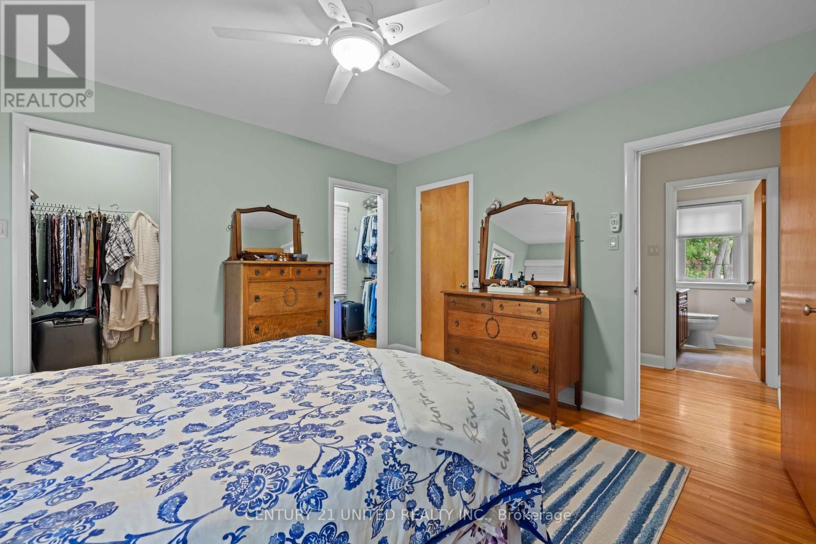 516 HUNTER STREET WEST Image 21