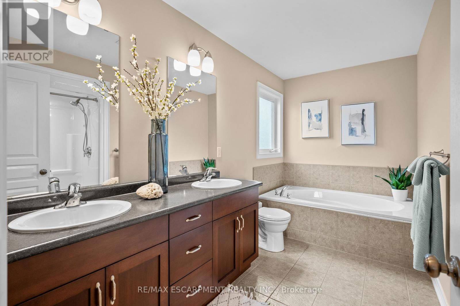 56 HILLSDALE ROAD Image 18