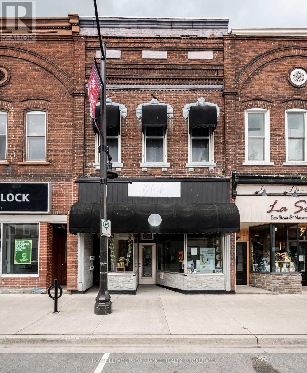 48 DUNDAS STREET EAST Image 1