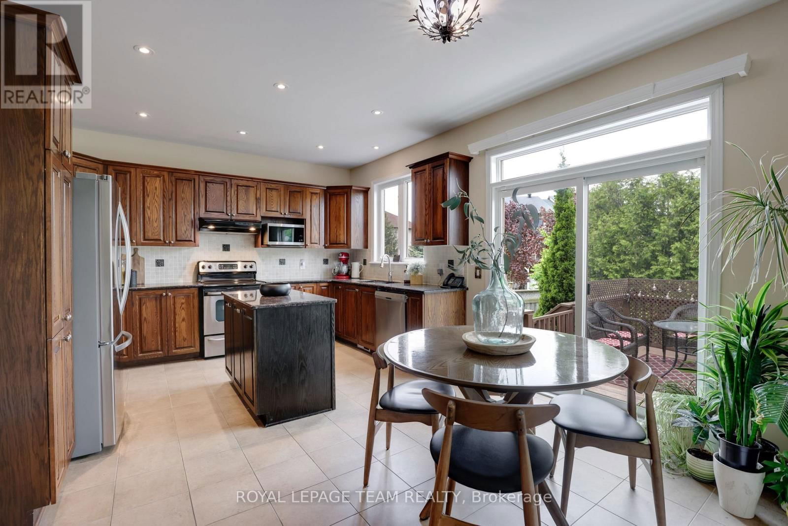 438 BRUNSKILL WAY Image 14