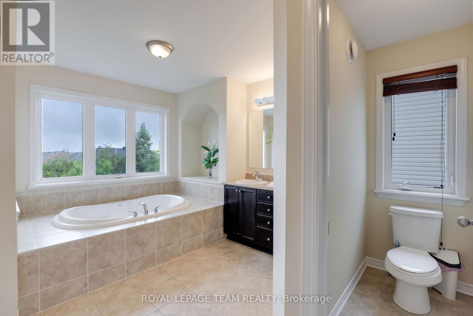 438 BRUNSKILL WAY Image 26