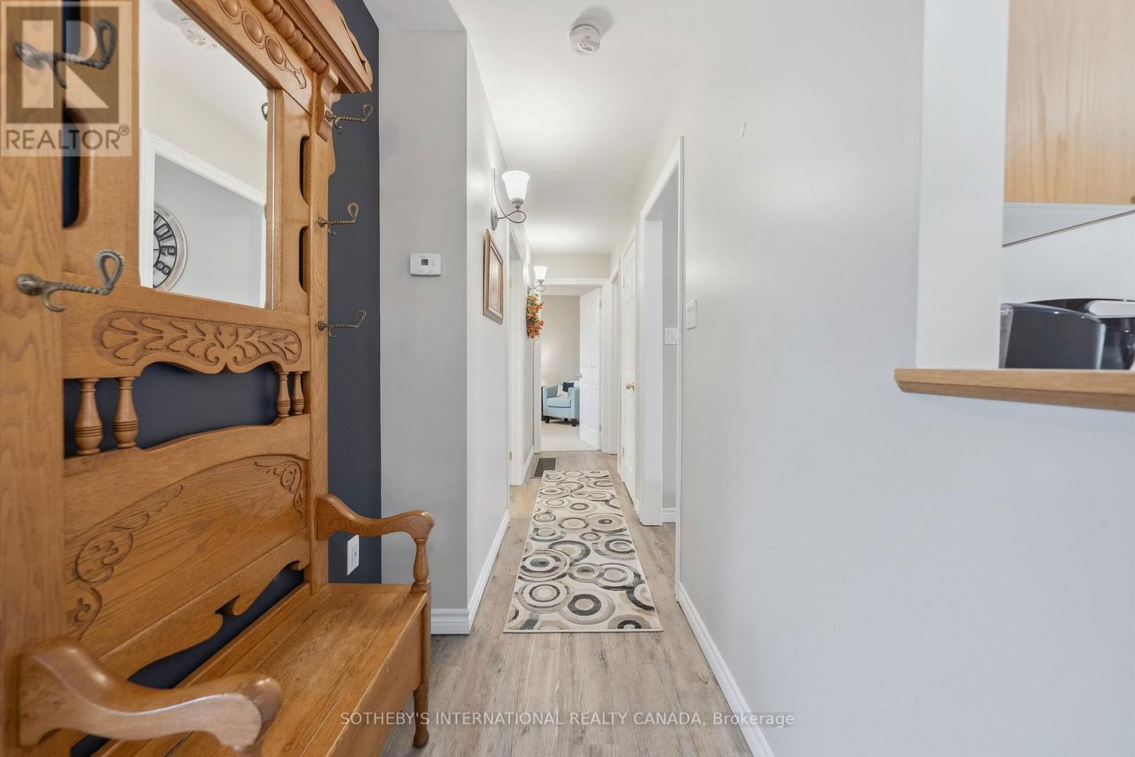 202 SUNNYSIDE STREET Image 18