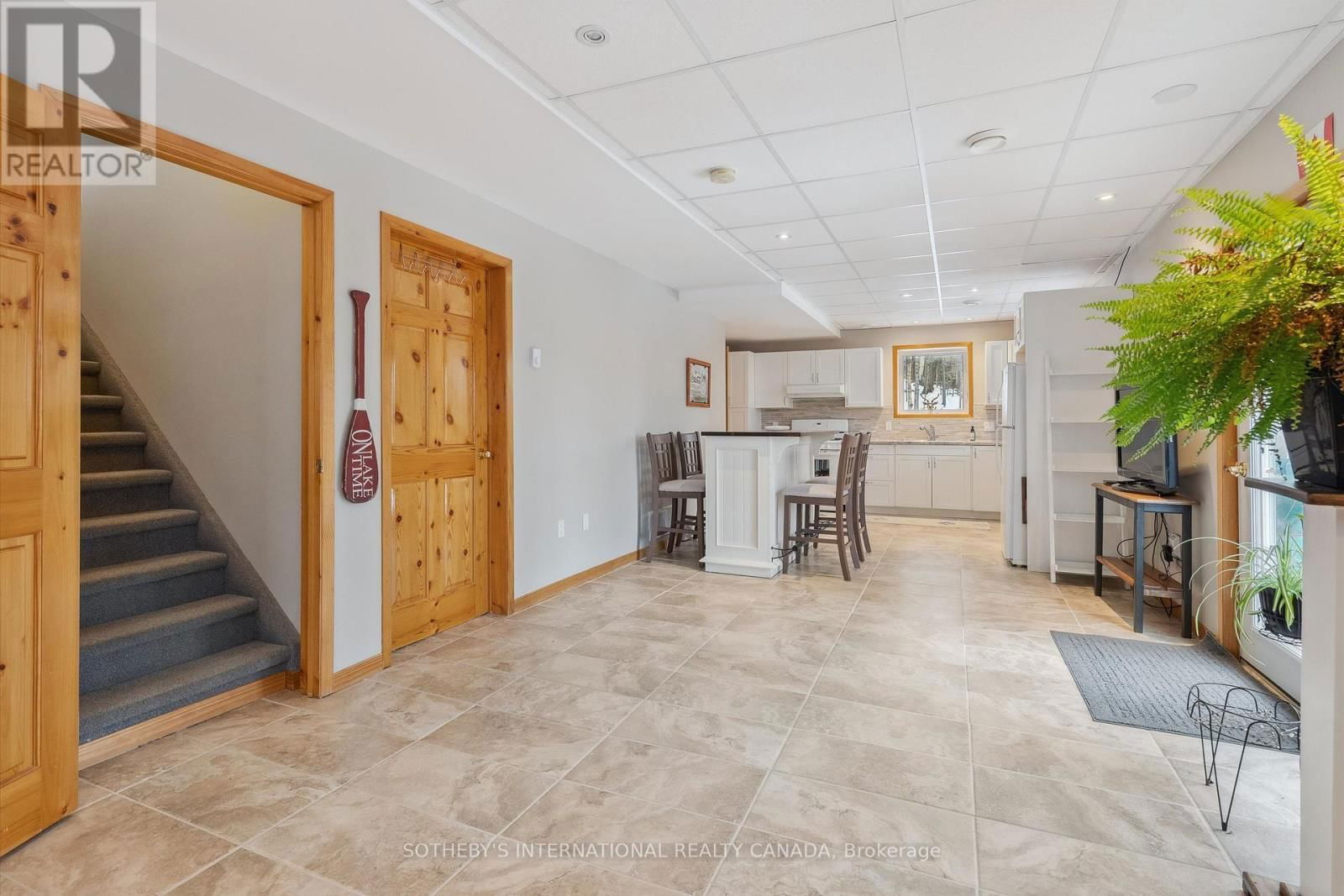 202 SUNNYSIDE STREET Image 27