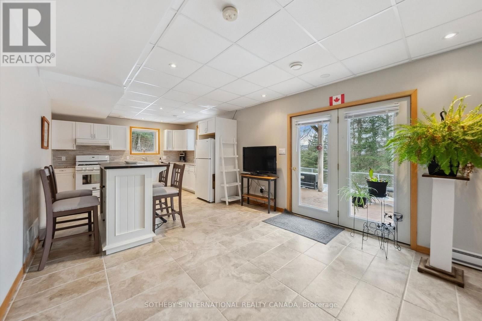 202 SUNNYSIDE STREET Image 28