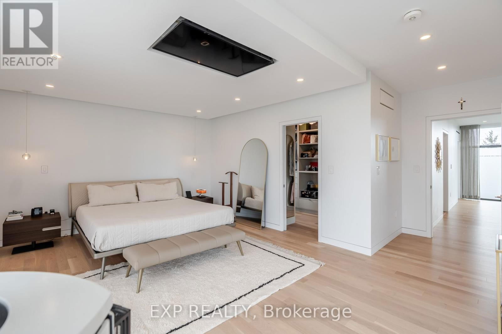 1979 PRINCE OF WALES DRIVE Image 39
