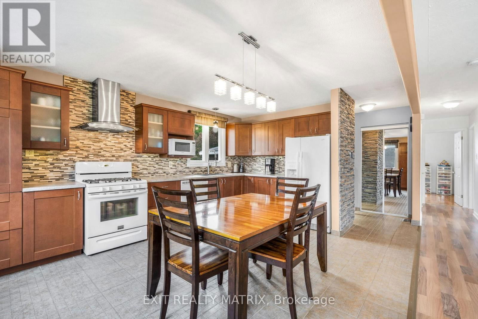 139 OTTAWA STREET Image 8