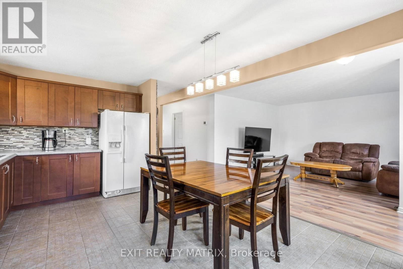 139 OTTAWA STREET Image 9