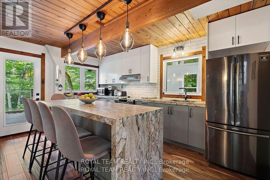 12 HAYHOE ROAD Image 9