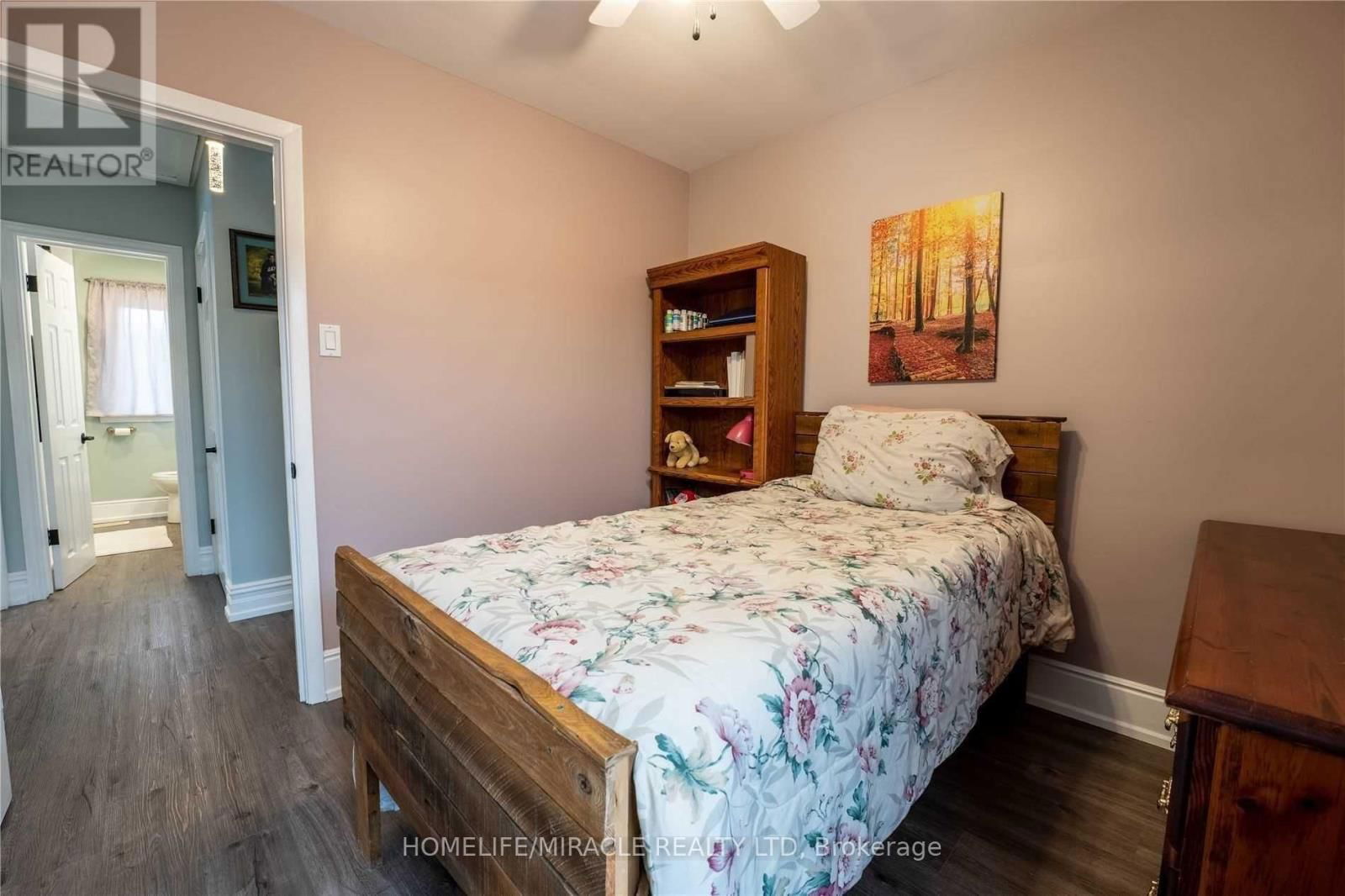 606 ROSS STREET Image 10