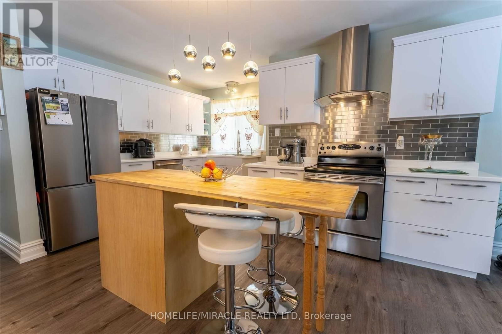 606 ROSS STREET Image 6