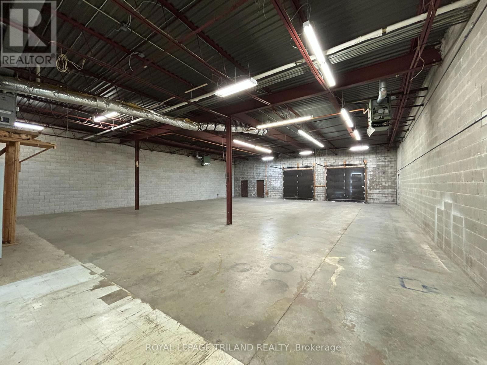 3-7 - 96 BESSEMER COURT Image 7