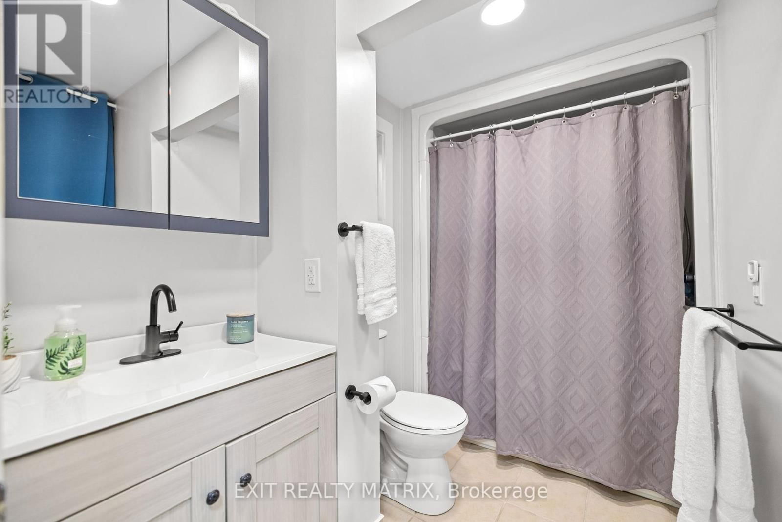 5515 OSGOODE MAIN STREET Image 19