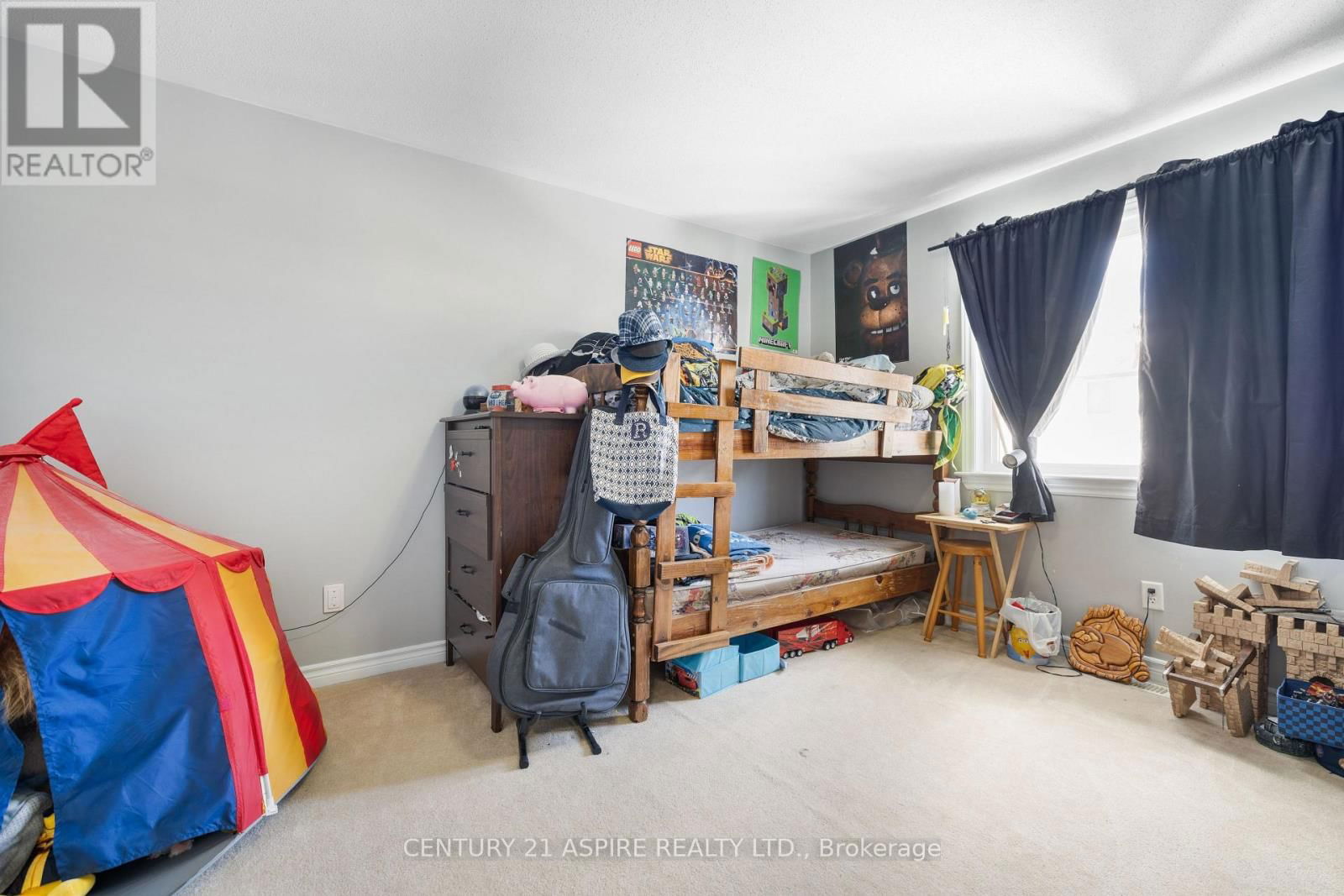 9 VERONA DRIVE Image 16