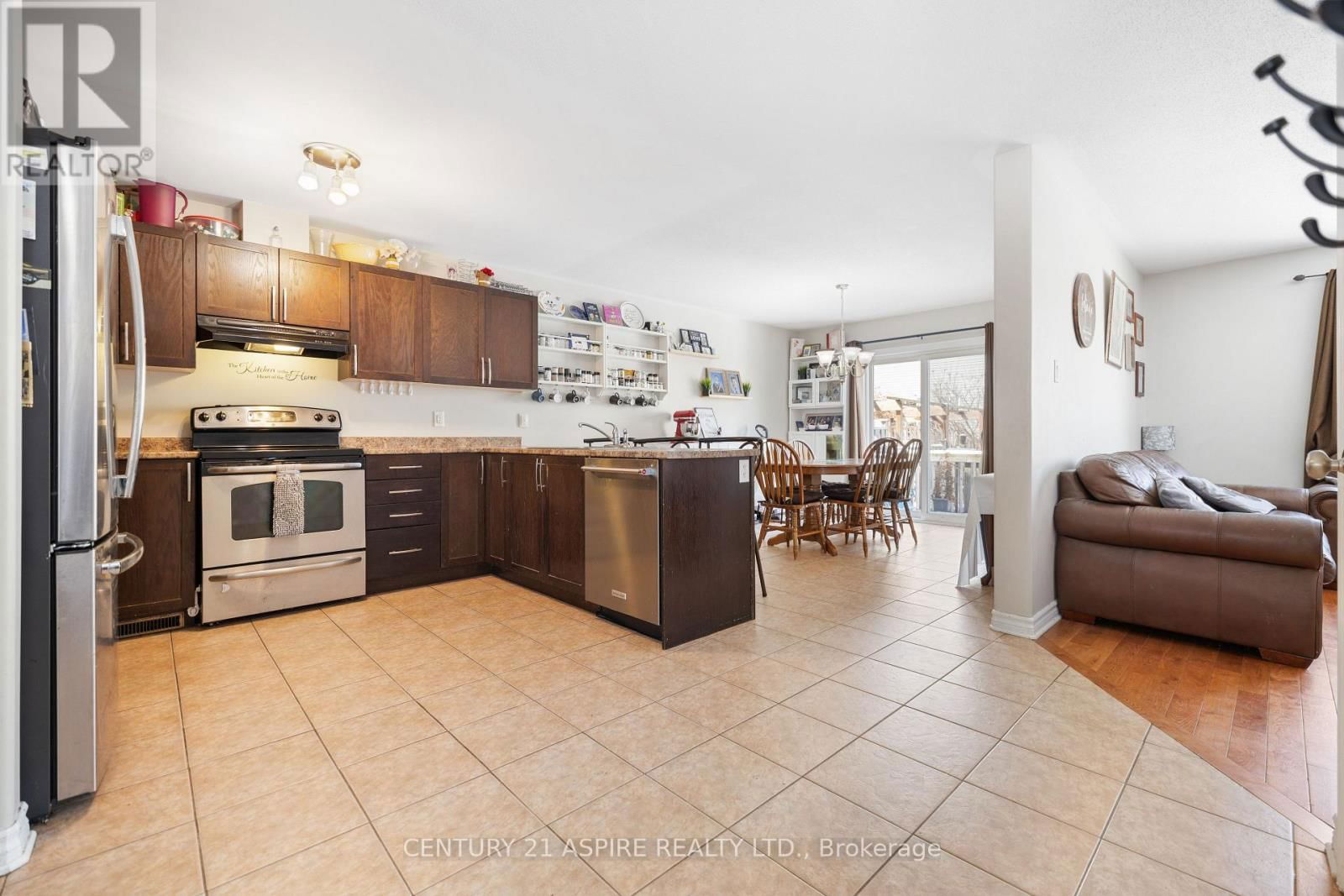 9 VERONA DRIVE Image 7