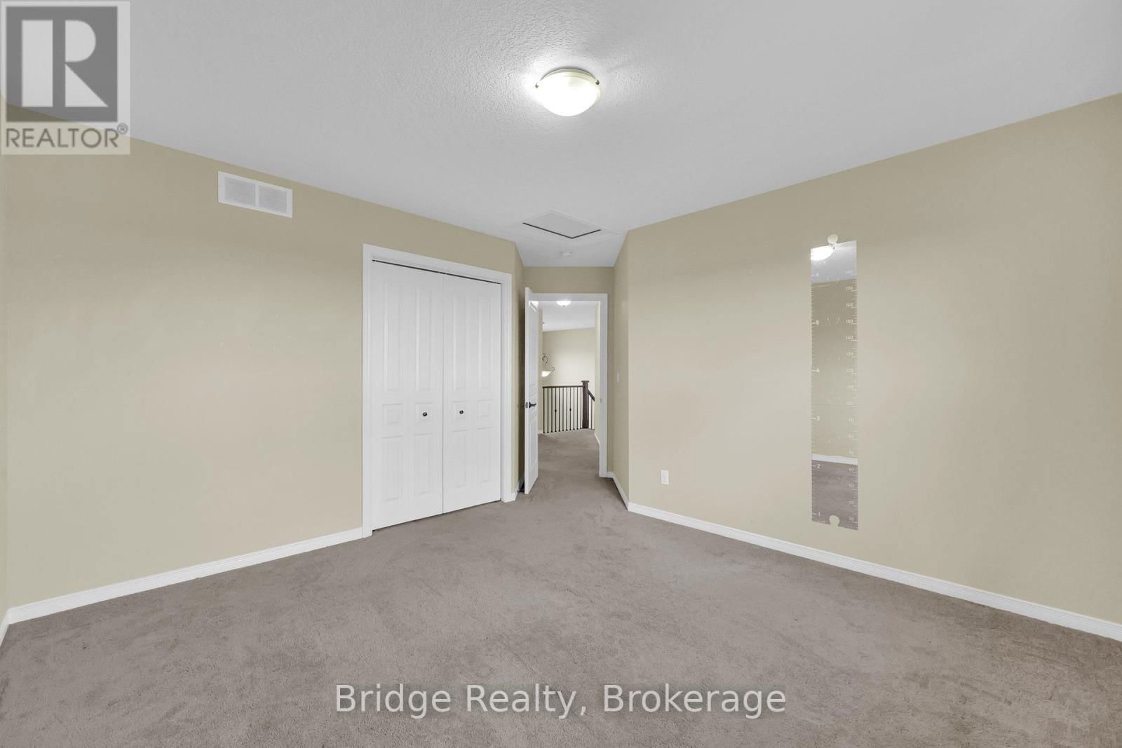 483 CHAMPLAIN AVENUE Image 25