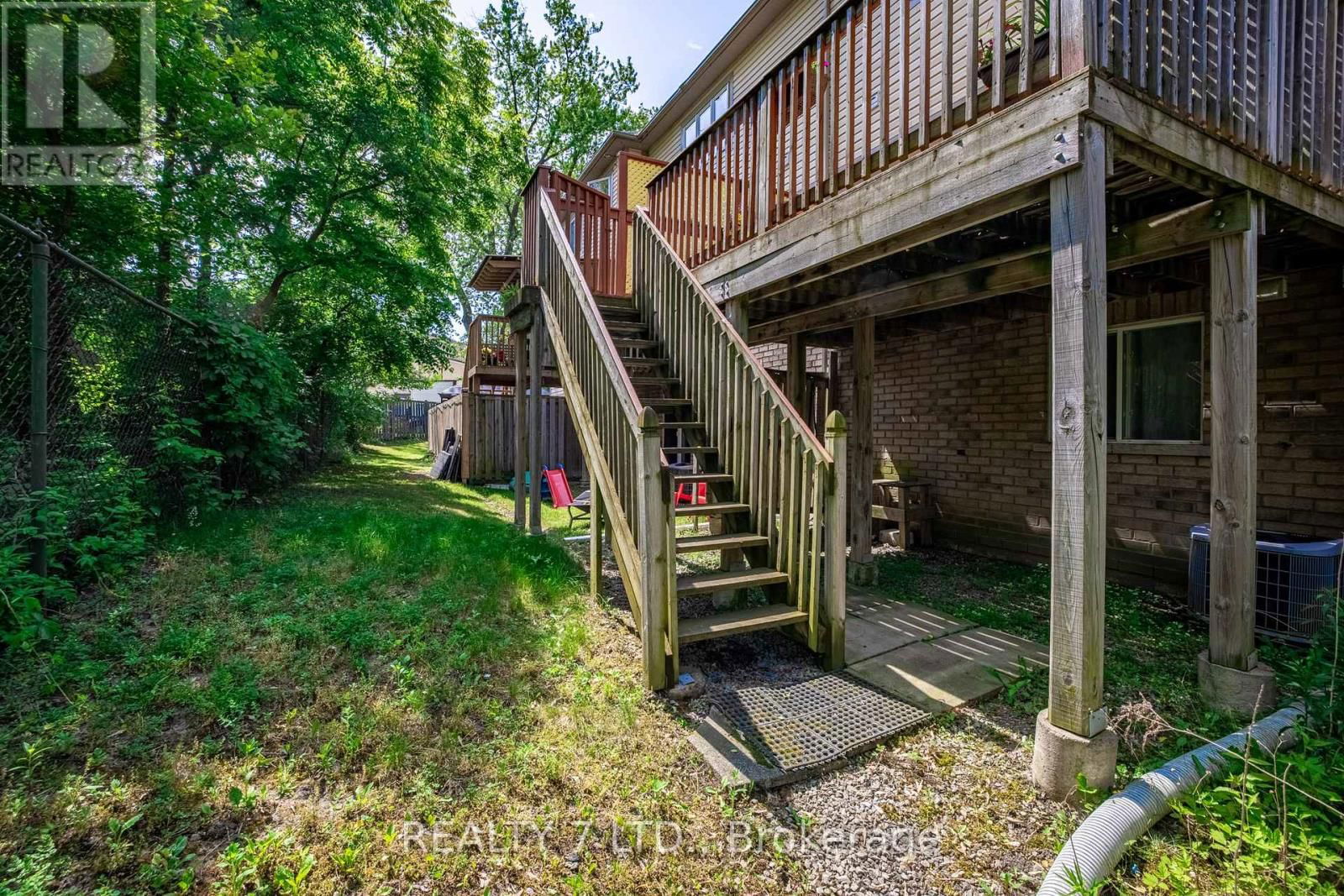 14 CHLOE STREET Image 35