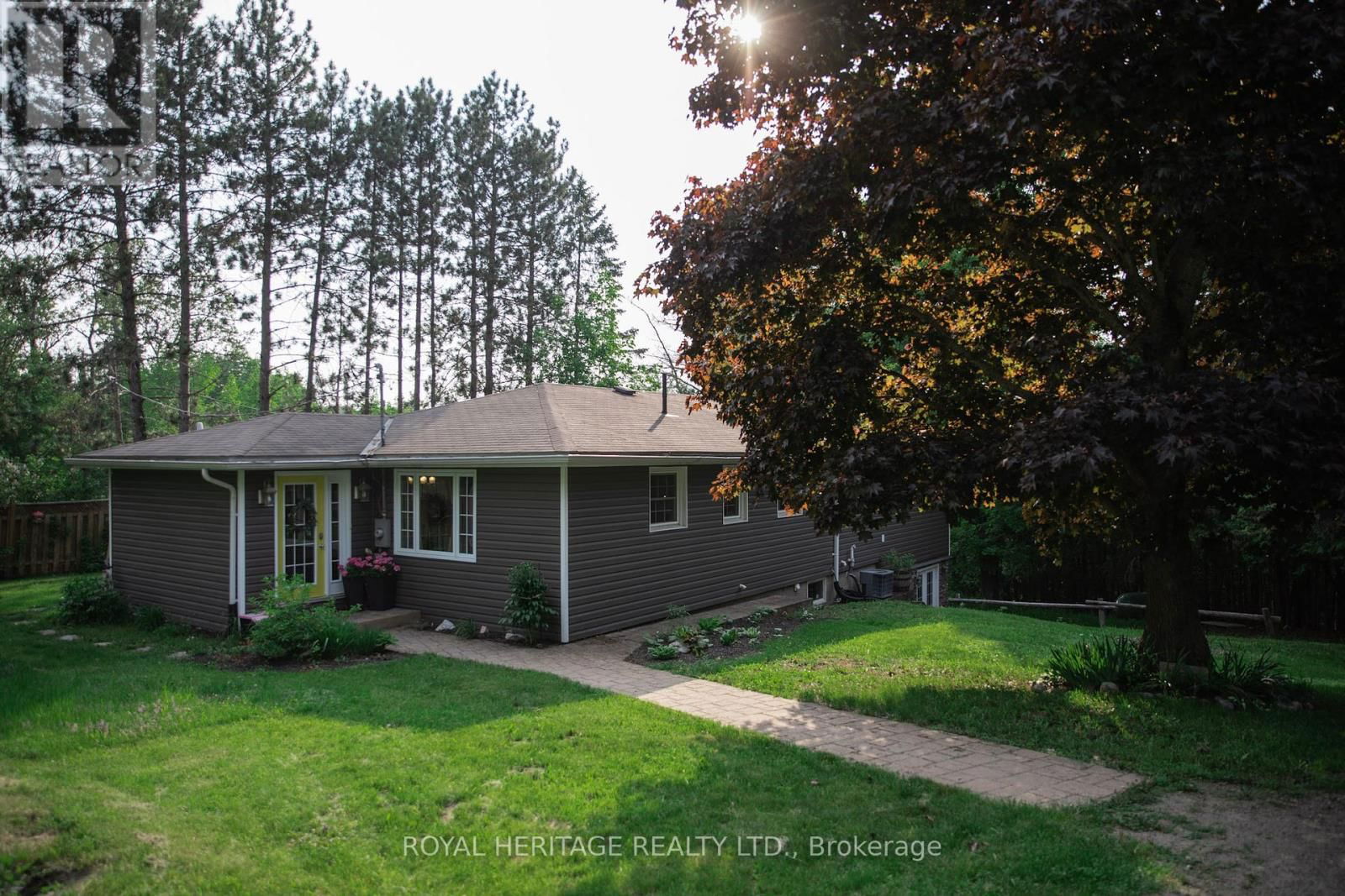 22 ROBERT DRIVE Image 1