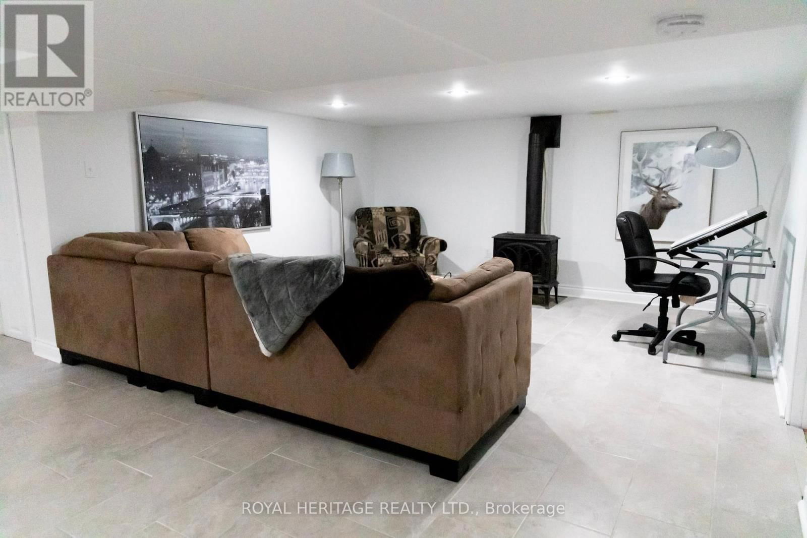 22 ROBERT DRIVE Image 17