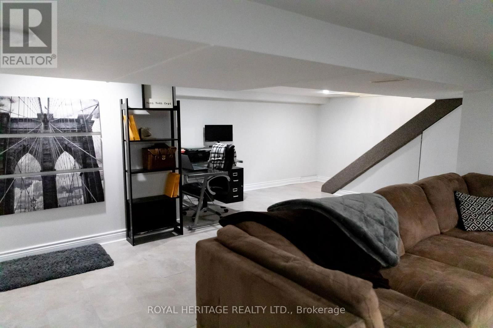 22 ROBERT DRIVE Image 18