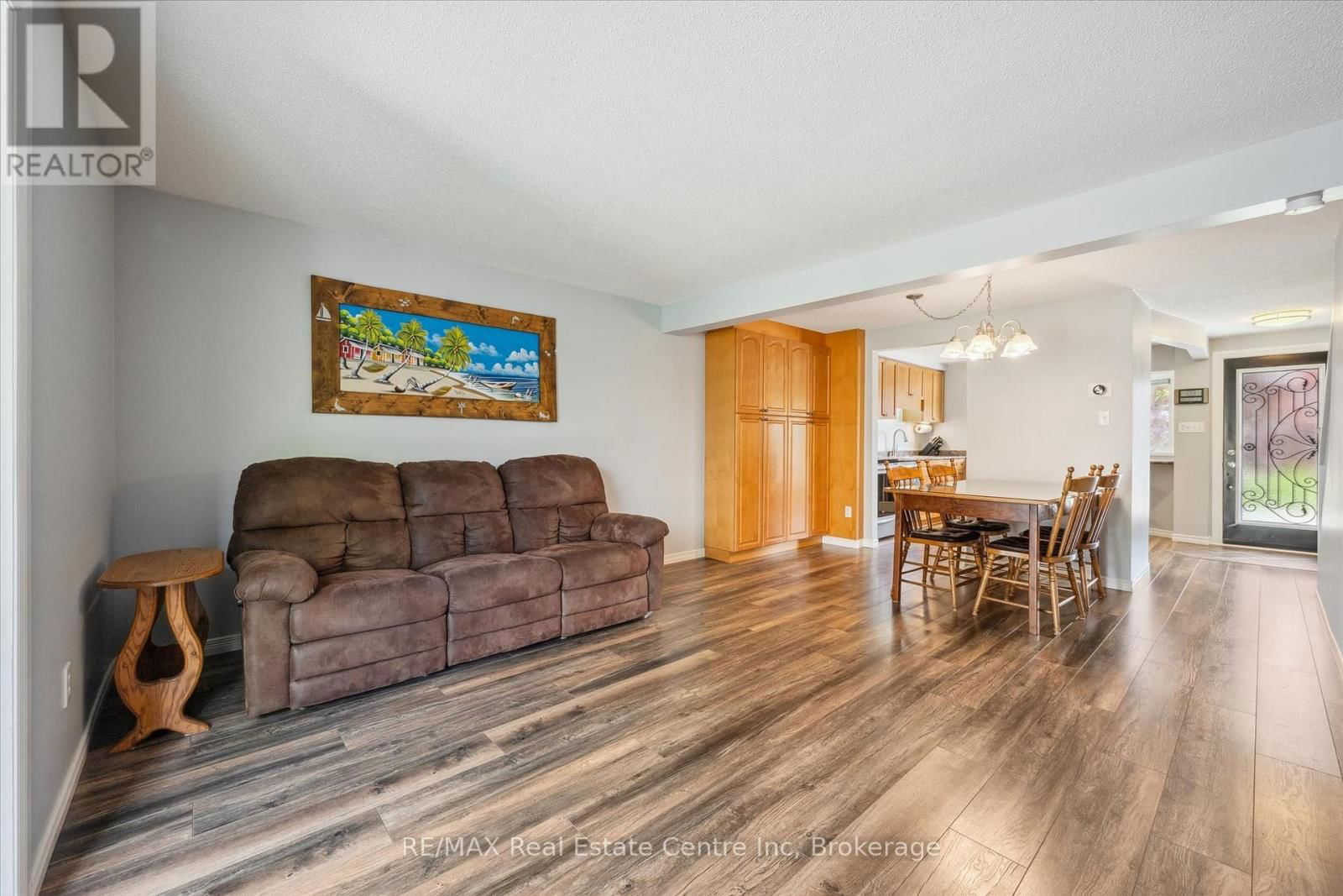 265 STRATHALLAN STREET Image 14