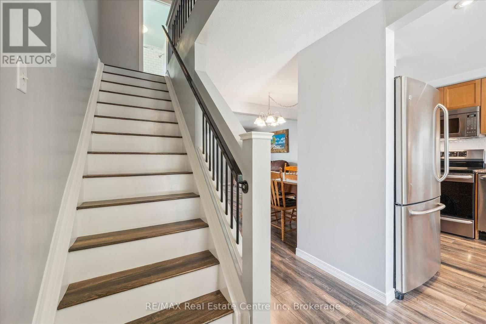 265 STRATHALLAN STREET Image 20