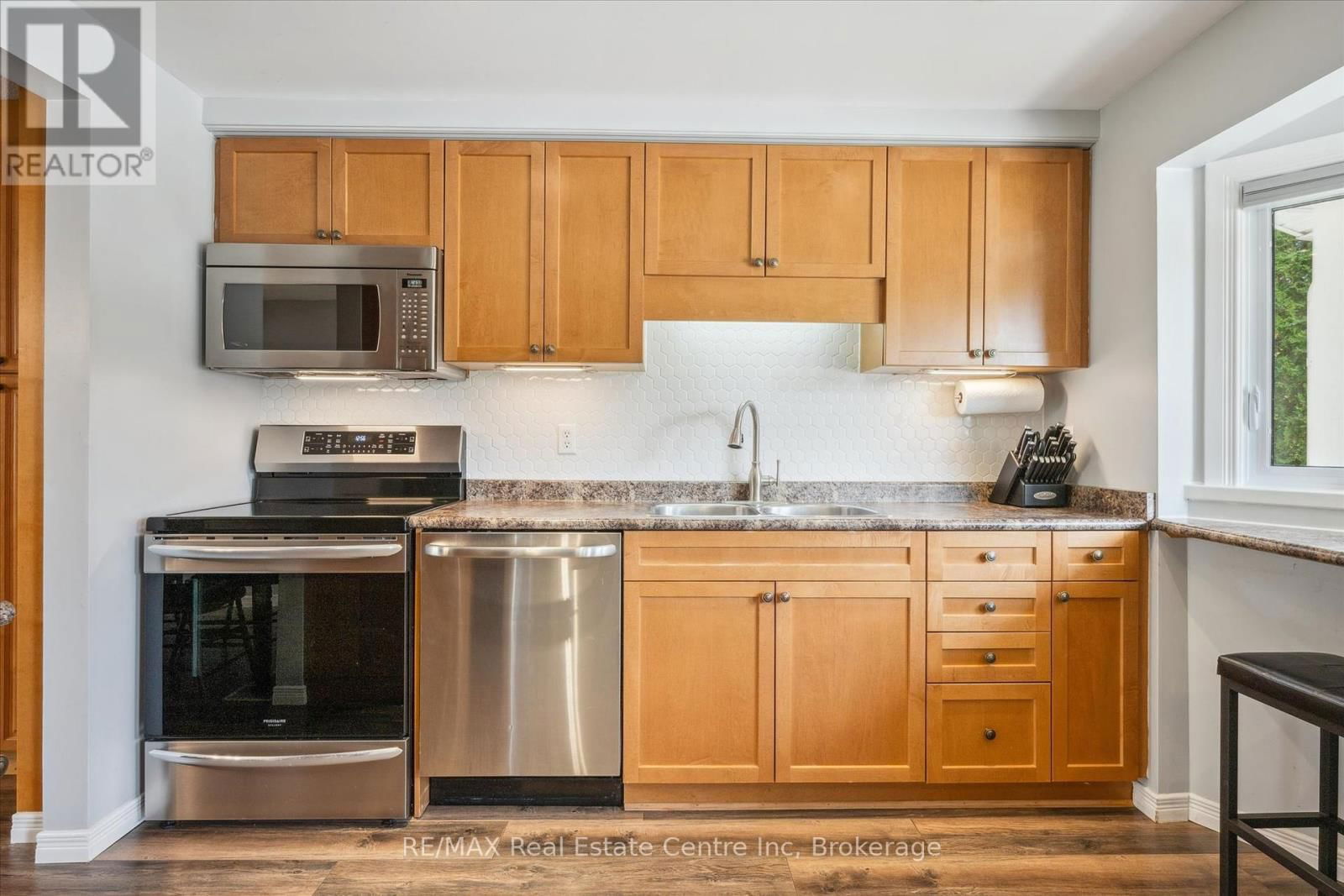 265 STRATHALLAN STREET Image 7