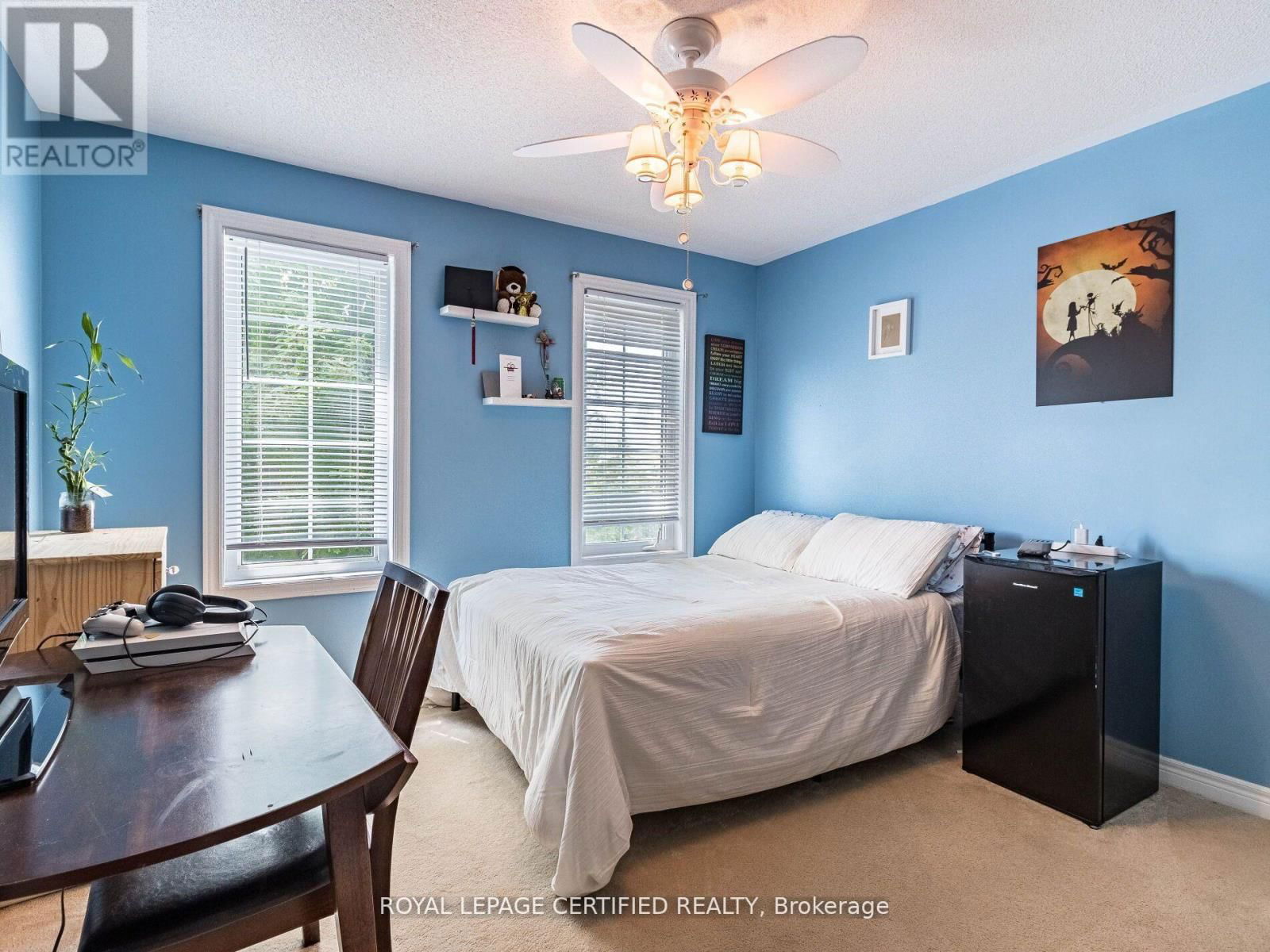 220 BERRY STREET Image 19