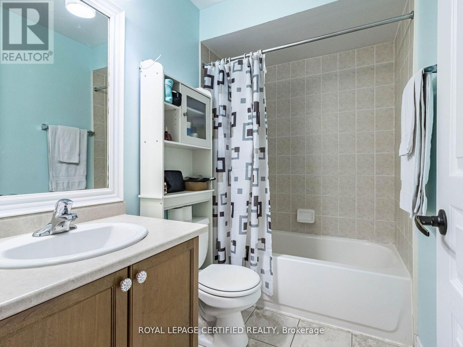 220 BERRY STREET Image 20