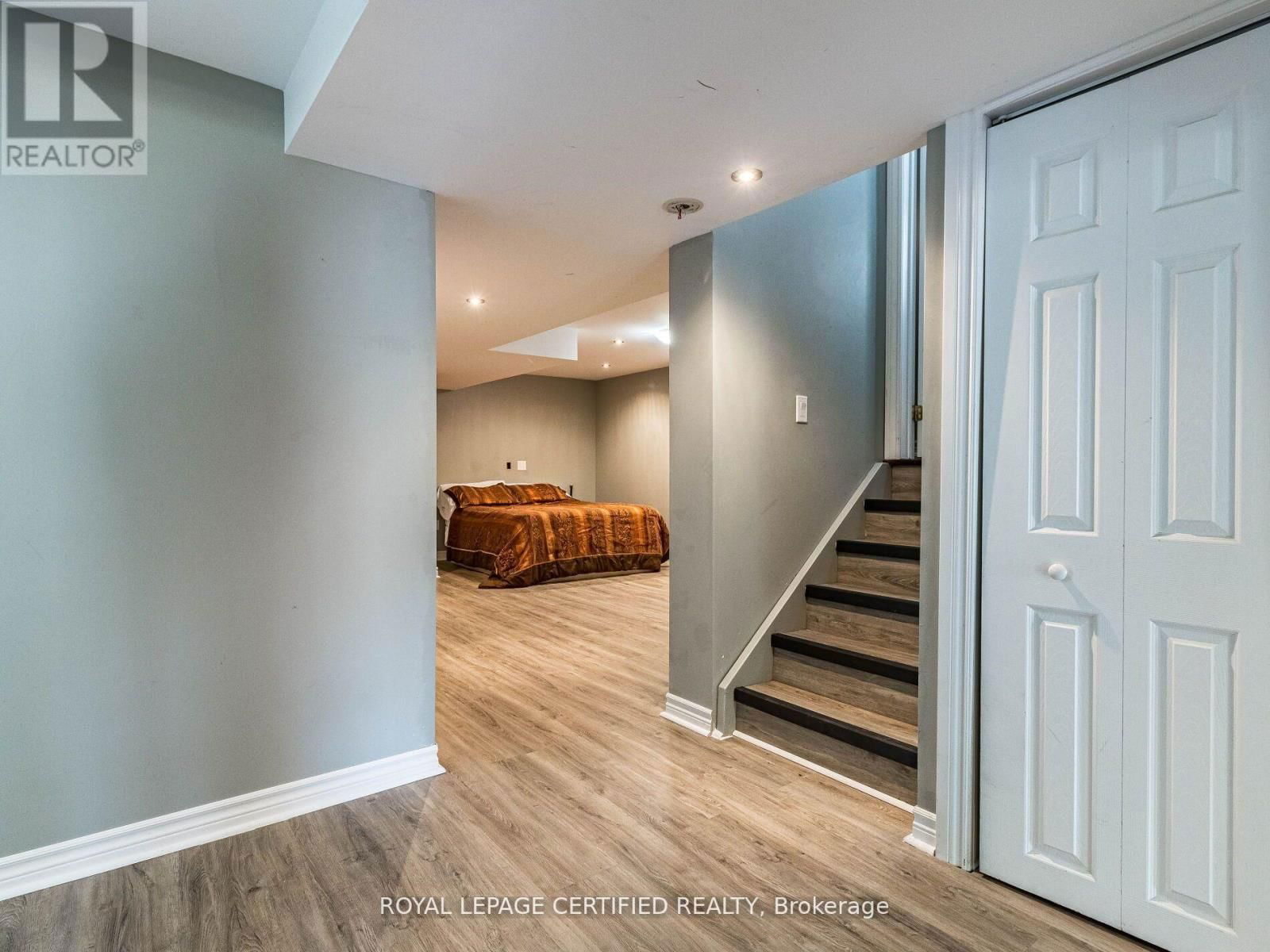 220 BERRY STREET Image 21