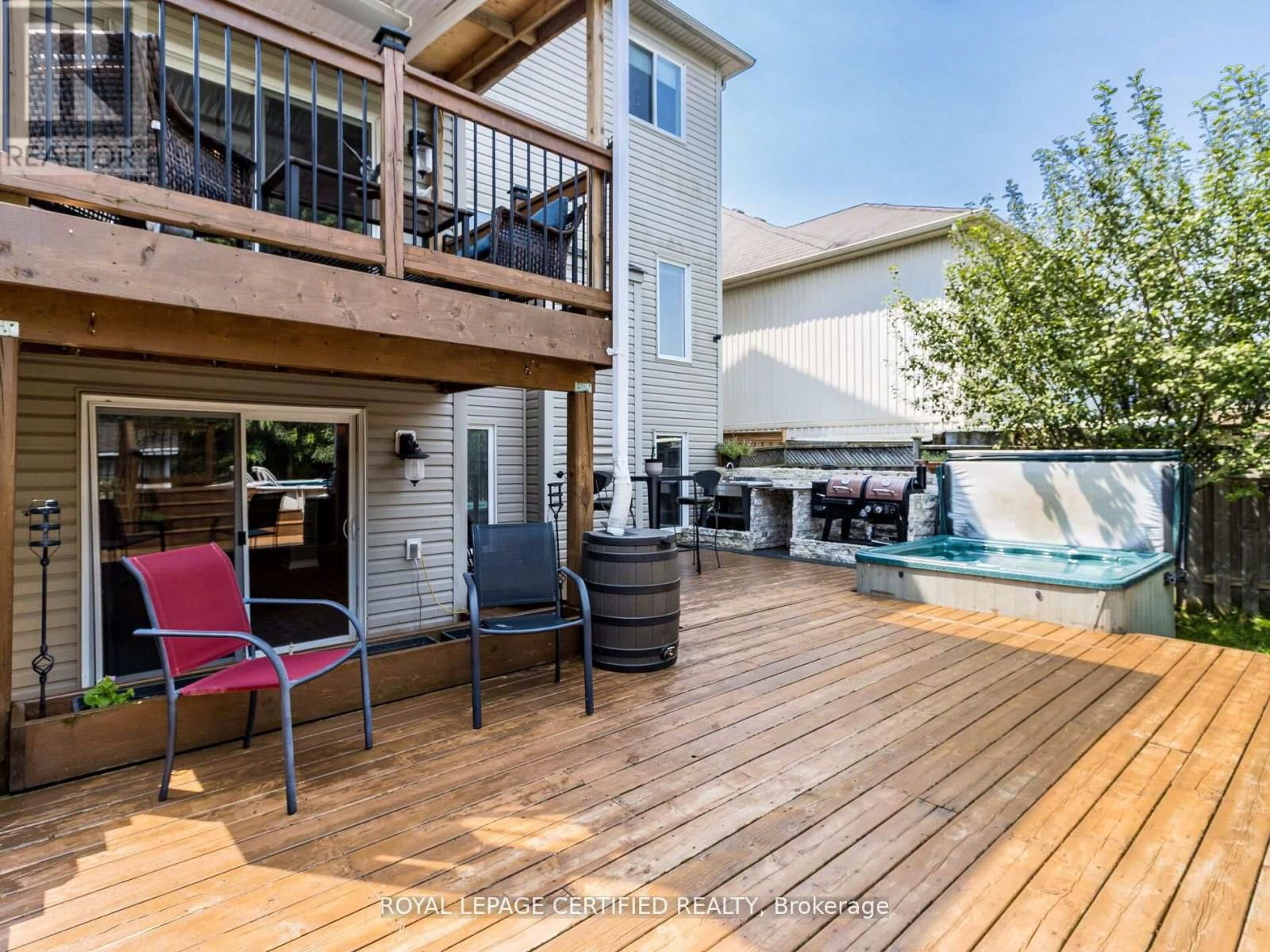 220 BERRY STREET Image 27