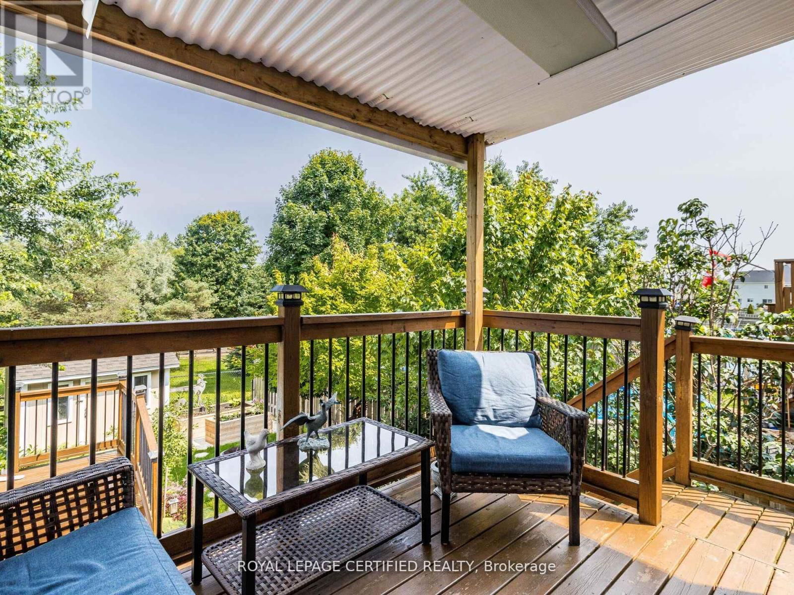 220 BERRY STREET Image 29