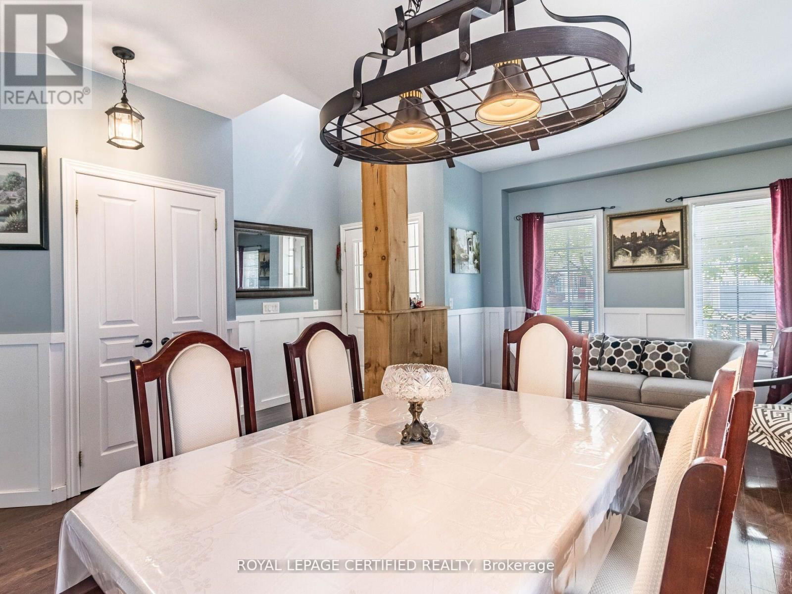 220 BERRY STREET Image 8