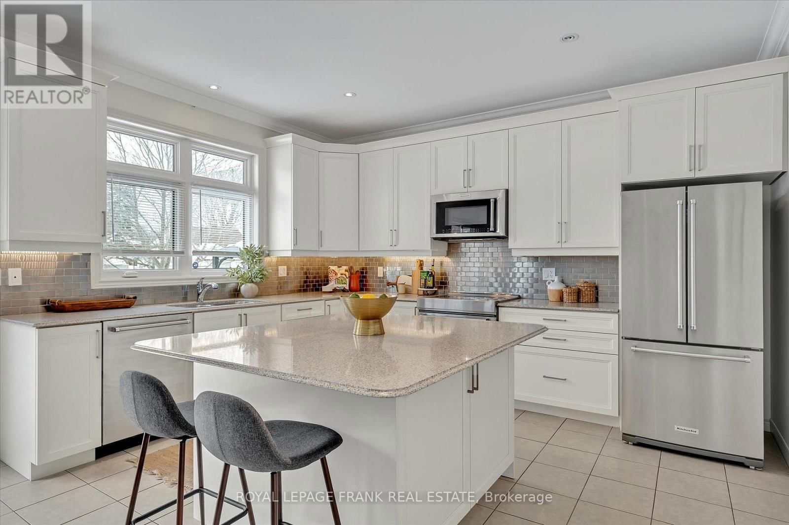 8 - 24 BRINTON DRIVE Image 10