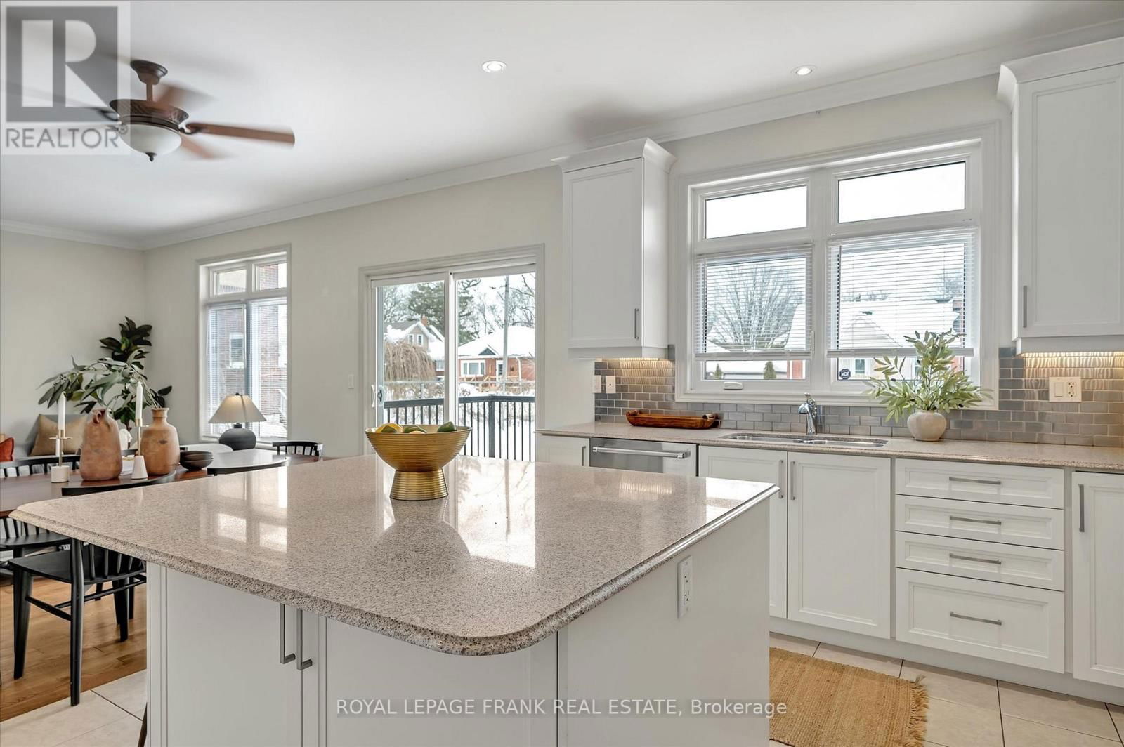 8 - 24 BRINTON DRIVE Image 12