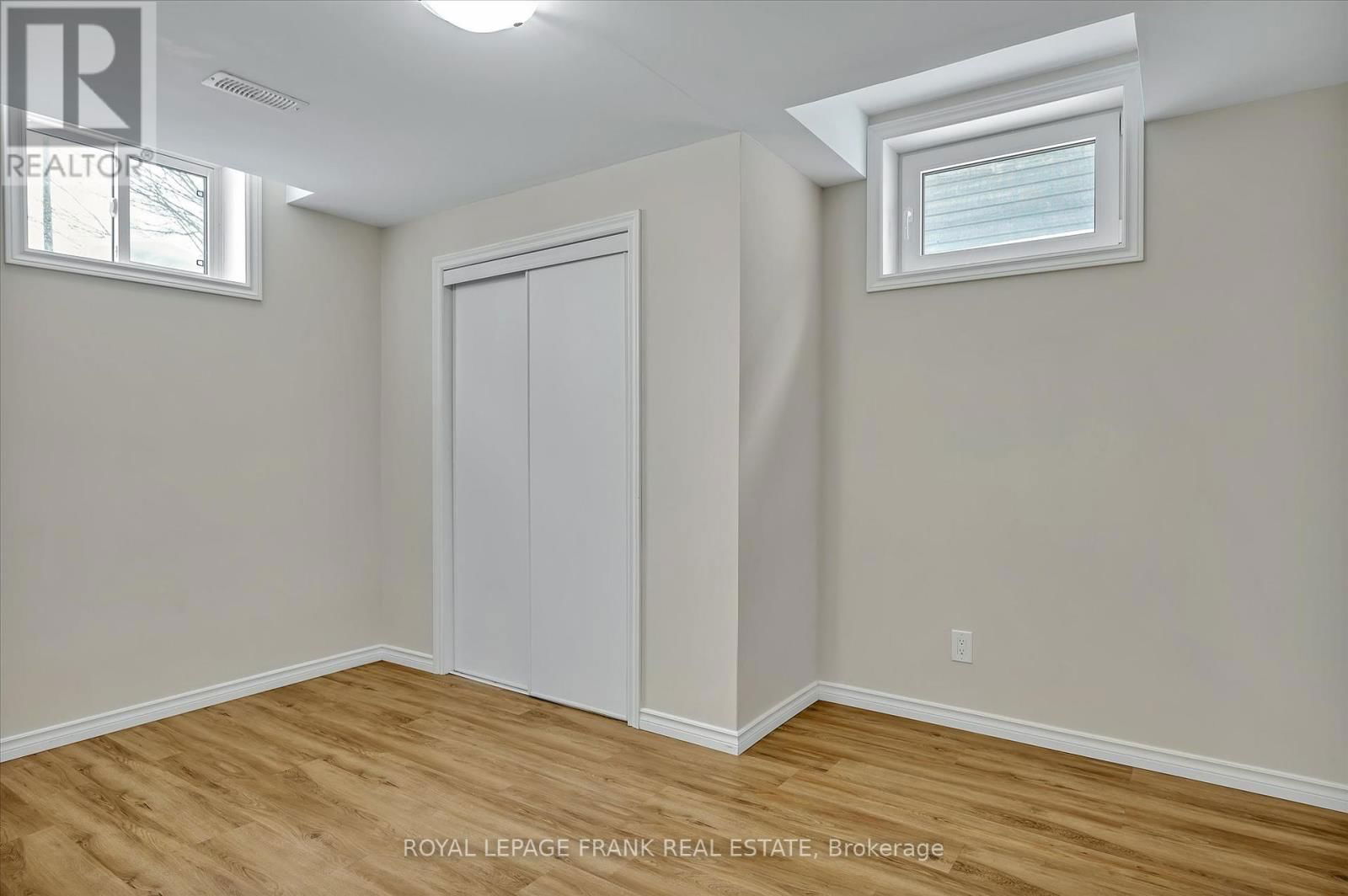 8 - 24 BRINTON DRIVE Image 35