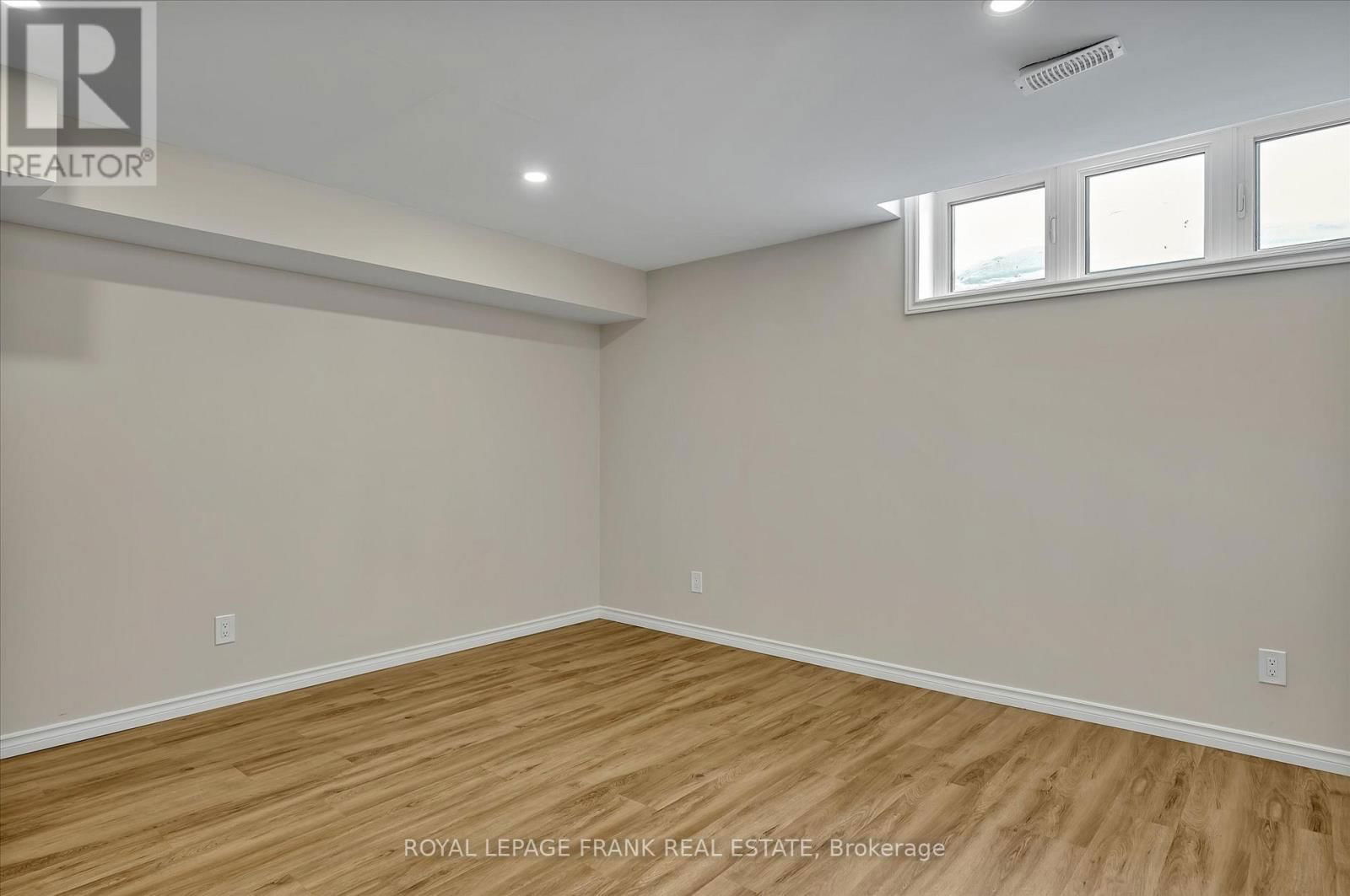 8 - 24 BRINTON DRIVE Image 38