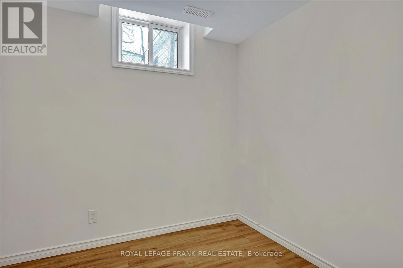 8 - 24 BRINTON DRIVE Image 40