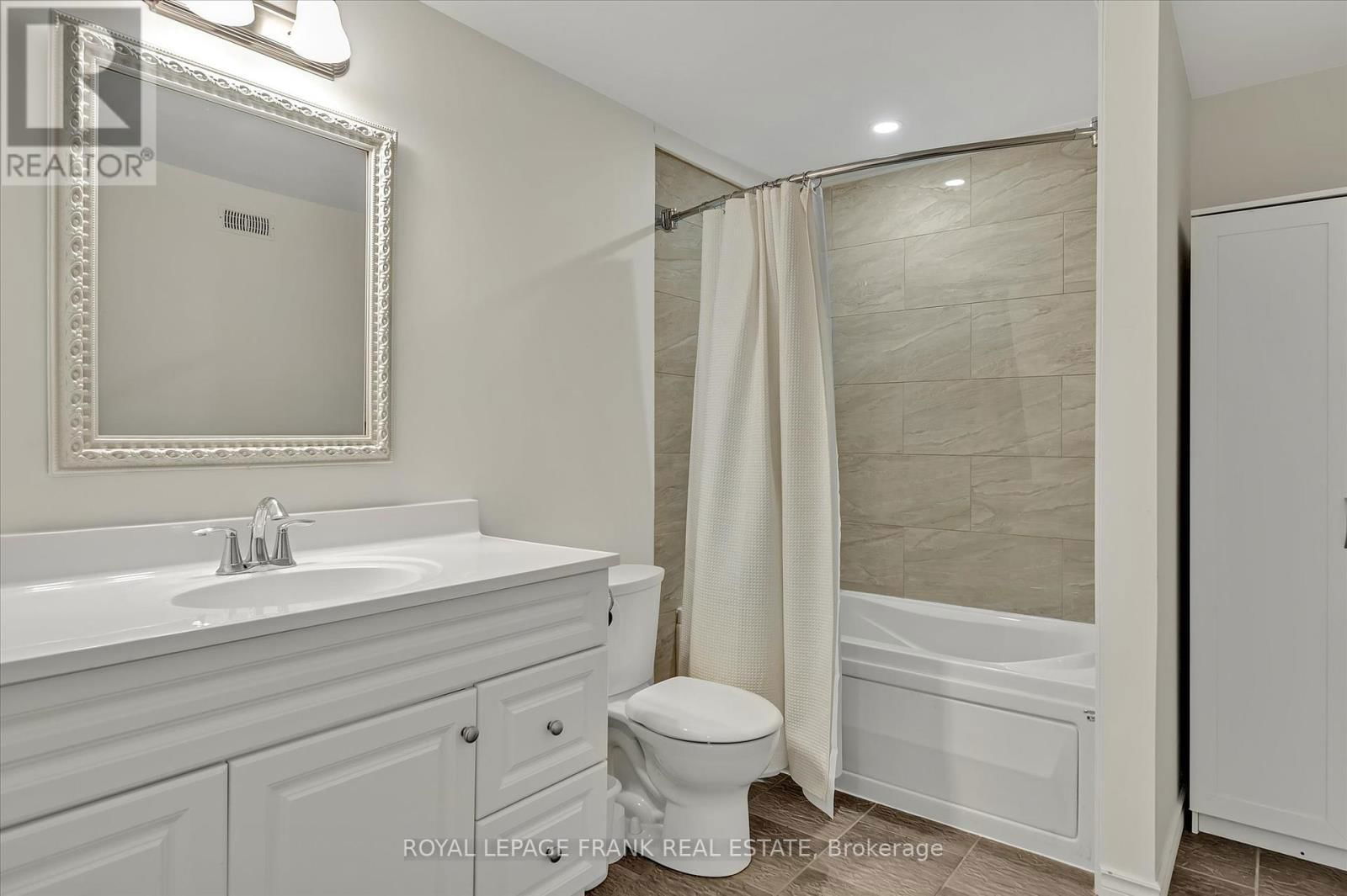 8 - 24 BRINTON DRIVE Image 41