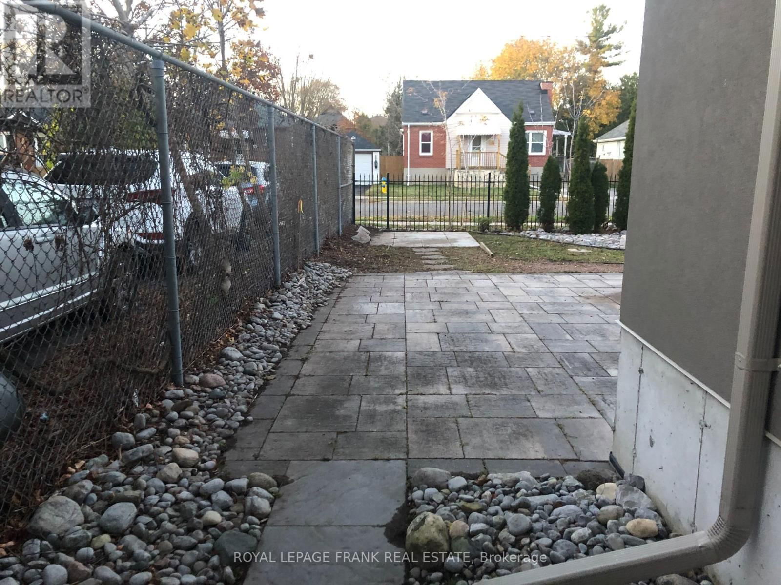 8 - 24 BRINTON DRIVE Image 49