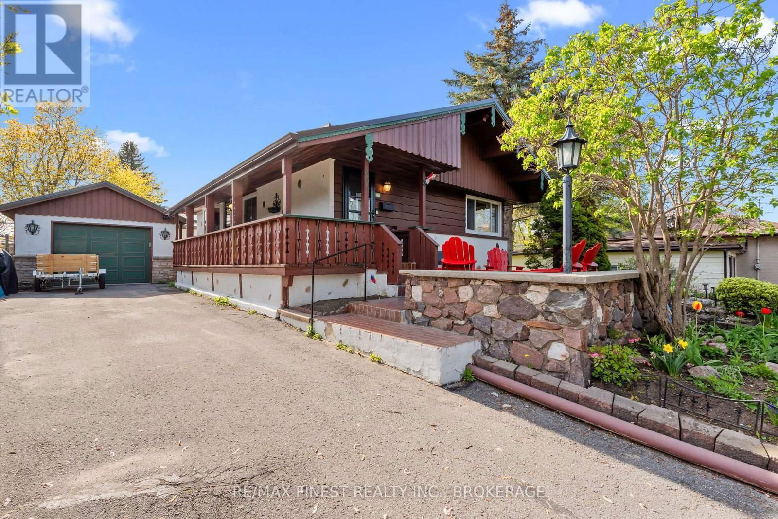 355 LAKEVIEW AVENUE Image 1
