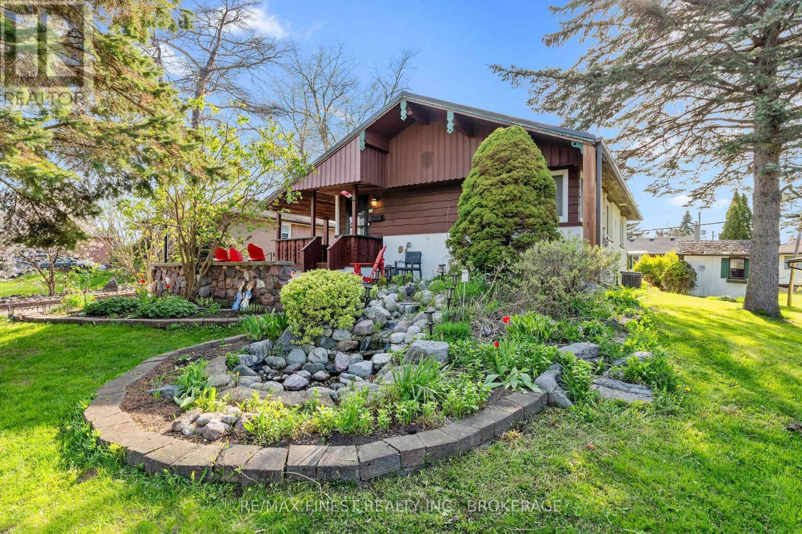 355 LAKEVIEW AVENUE Image 2