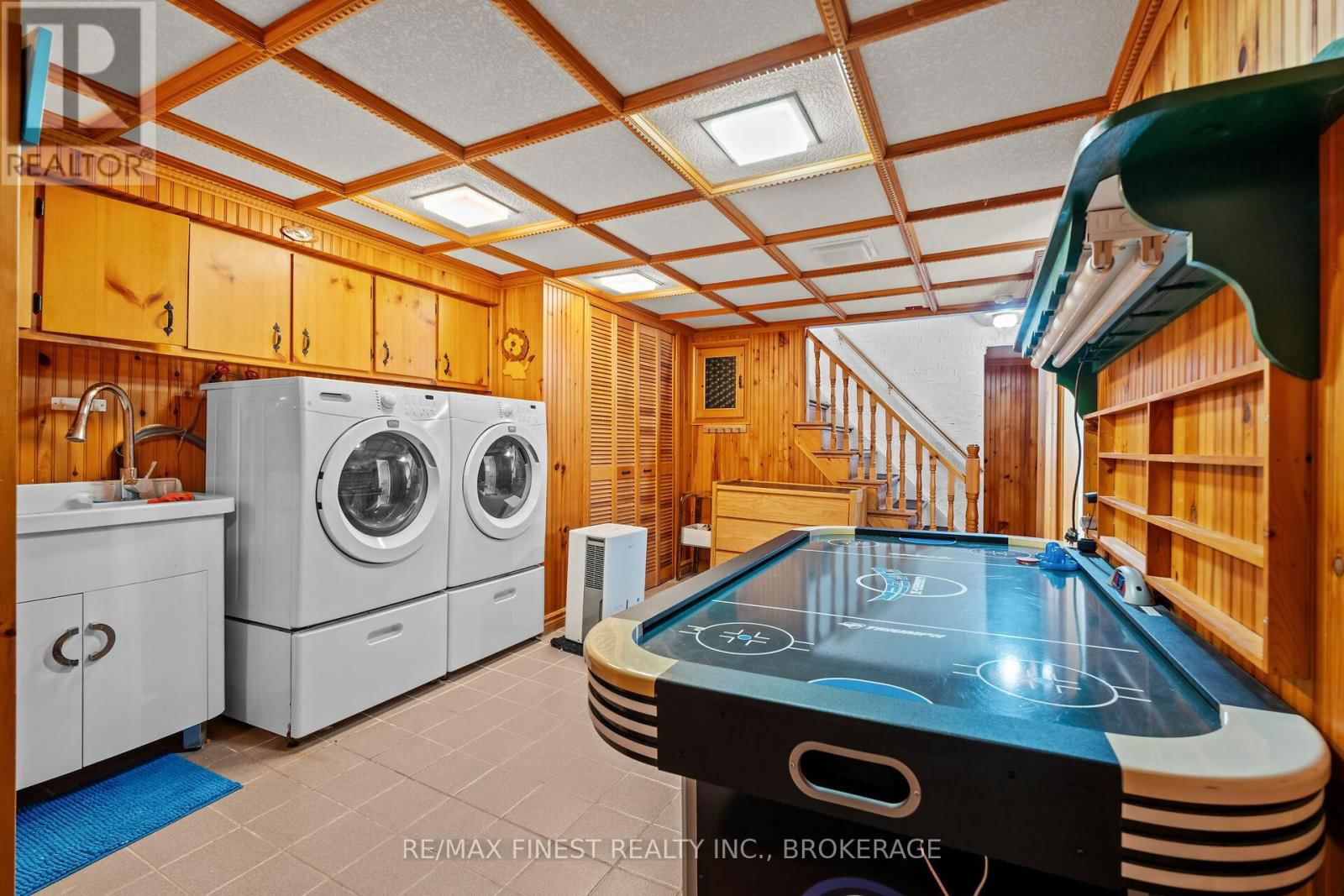 355 LAKEVIEW AVENUE Image 26