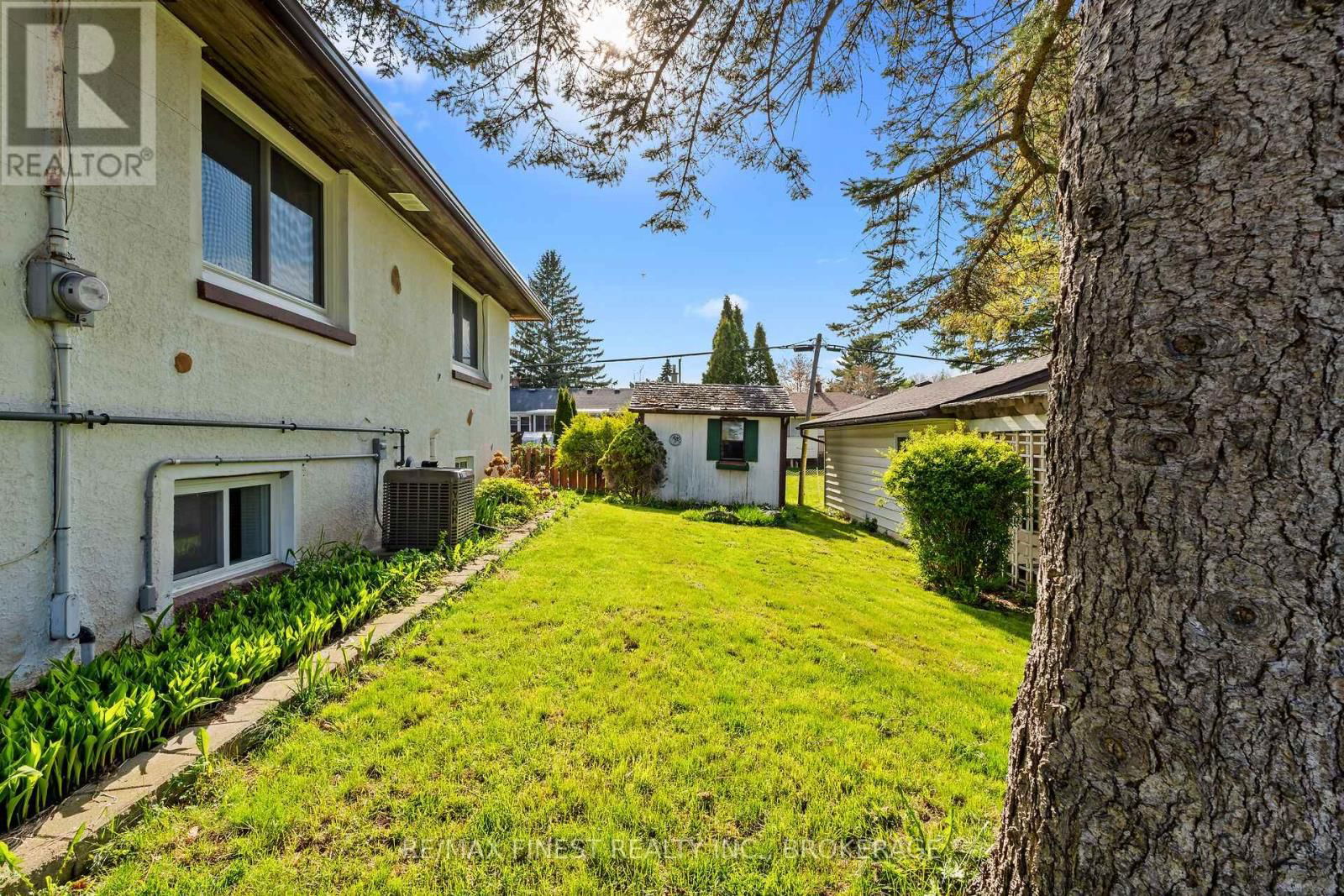 355 LAKEVIEW AVENUE Image 34